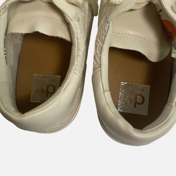 NWOB Dolce Vita Harryson Lace Panel Sneakers Victoriancore Cottagecore Coquette - Picture 8 of 9